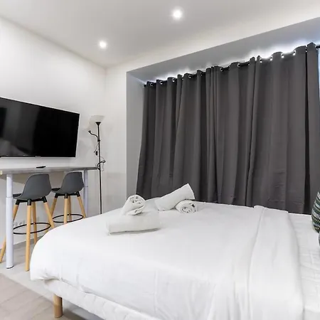 Appartement Lemercier Batignolles Cosy 2p *